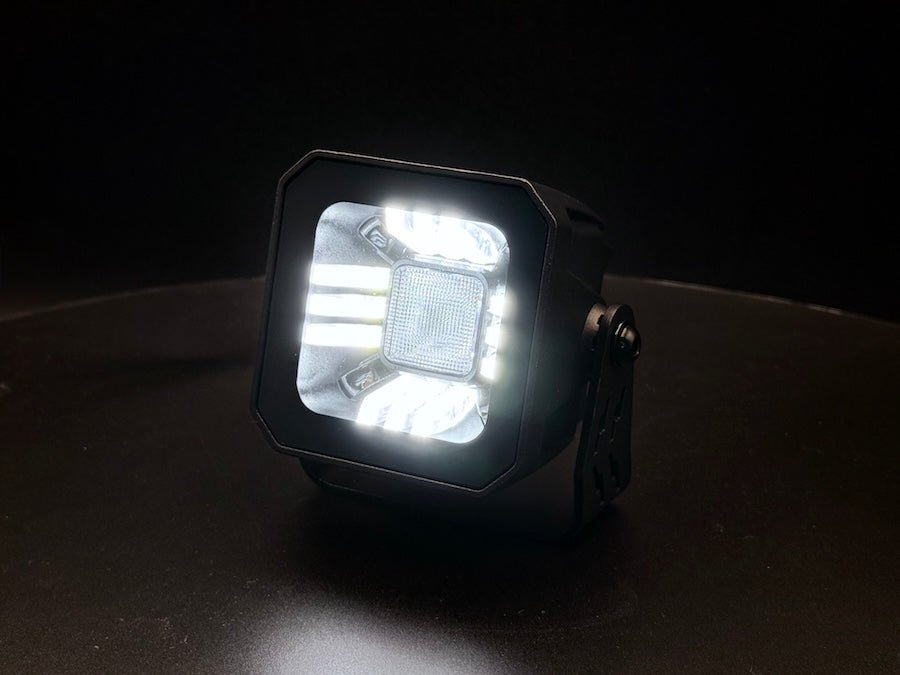 CUBE with amber white position part of the VERTEX seriesWork light with position2033WSRH LightingSRH Lighting