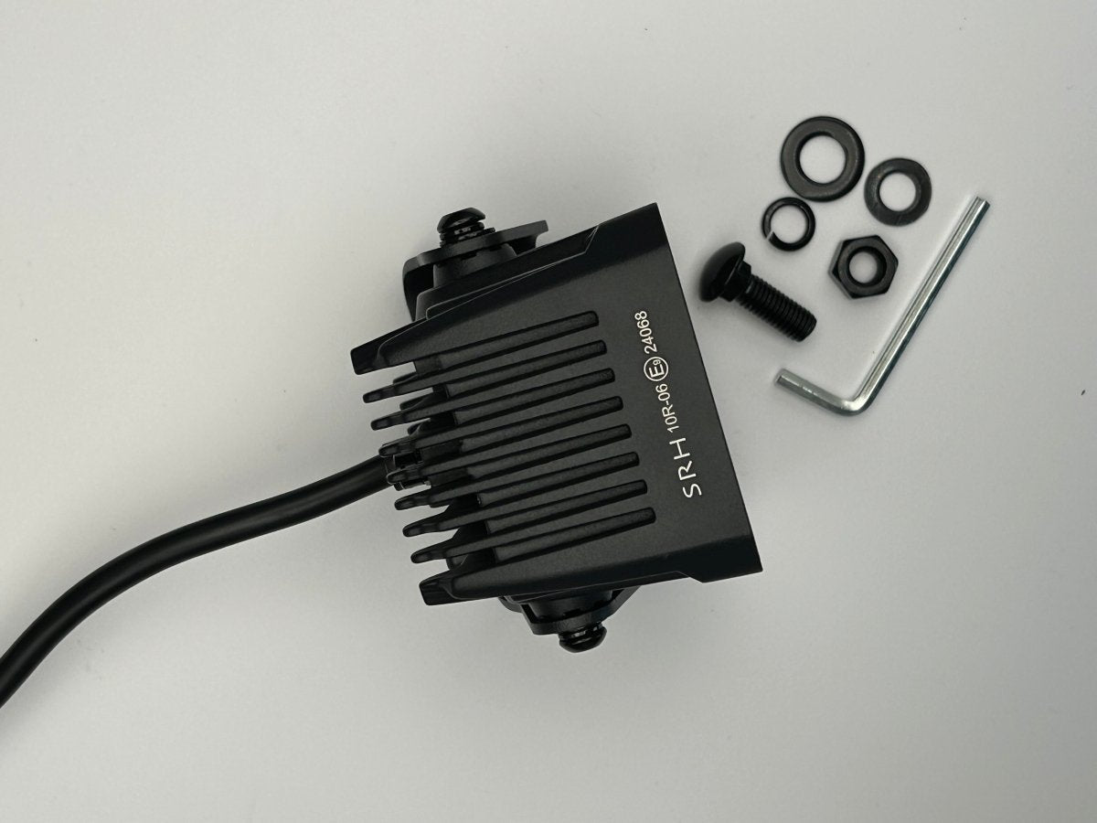 CUBE with amber white position part of the VERTEX seriesWork light with position2033WSRH LightingSRH Lighting