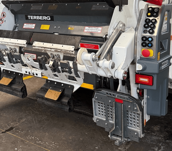 Peterson Europe NEW rear combination light LEDLED Rear LightPM - 3390 - ARCPeterson EuropeSRH Lighting