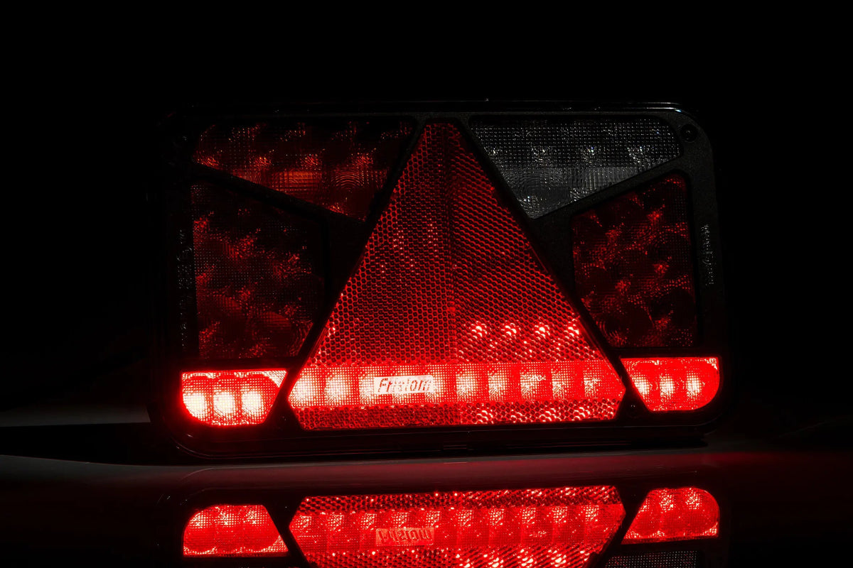Rear lamp FT - 370 LEDLED Rear LightFT - 370 L NT LED O BAJONET 6PIN 12VFristomSRH Lighting