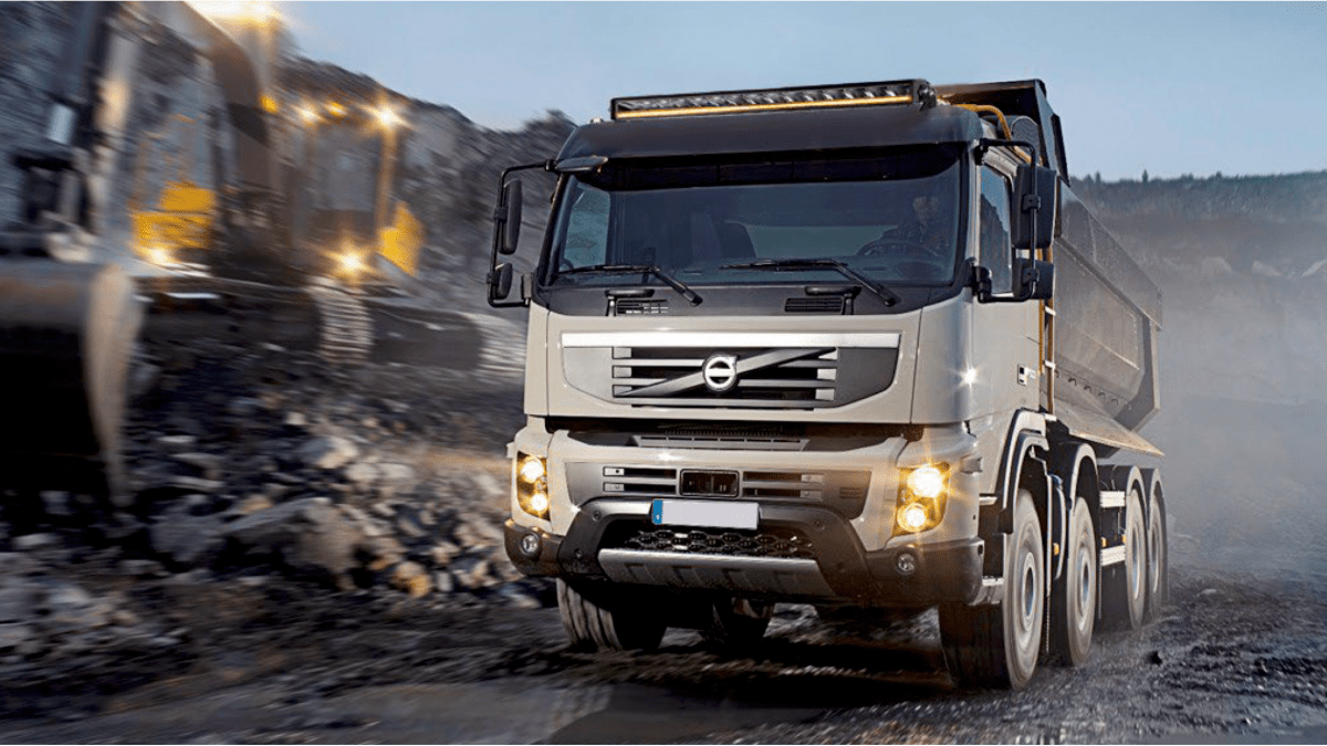 Solaris Safe Guard R65 warning light and driving light barDual function driving light bar3008L - 12SRH LightingSRH Lighting