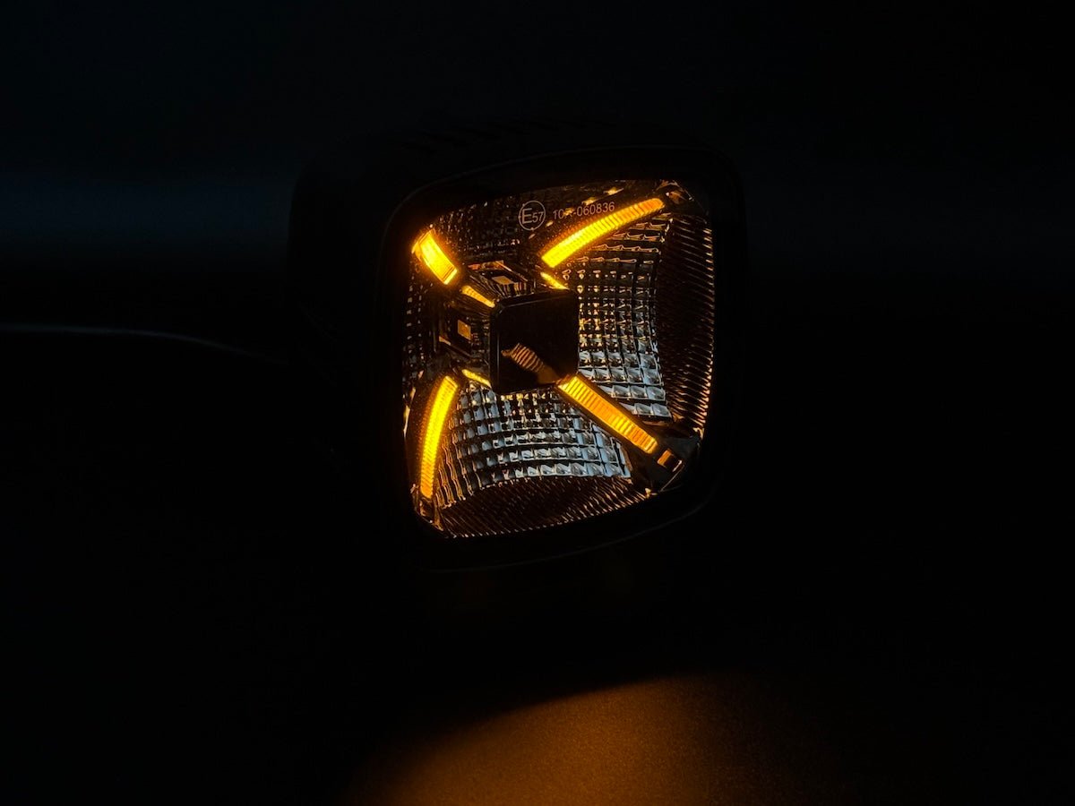 TRITON work light with tri-colour position, a Vertex Series LightLED work lightSRH LightingSRH Lighting